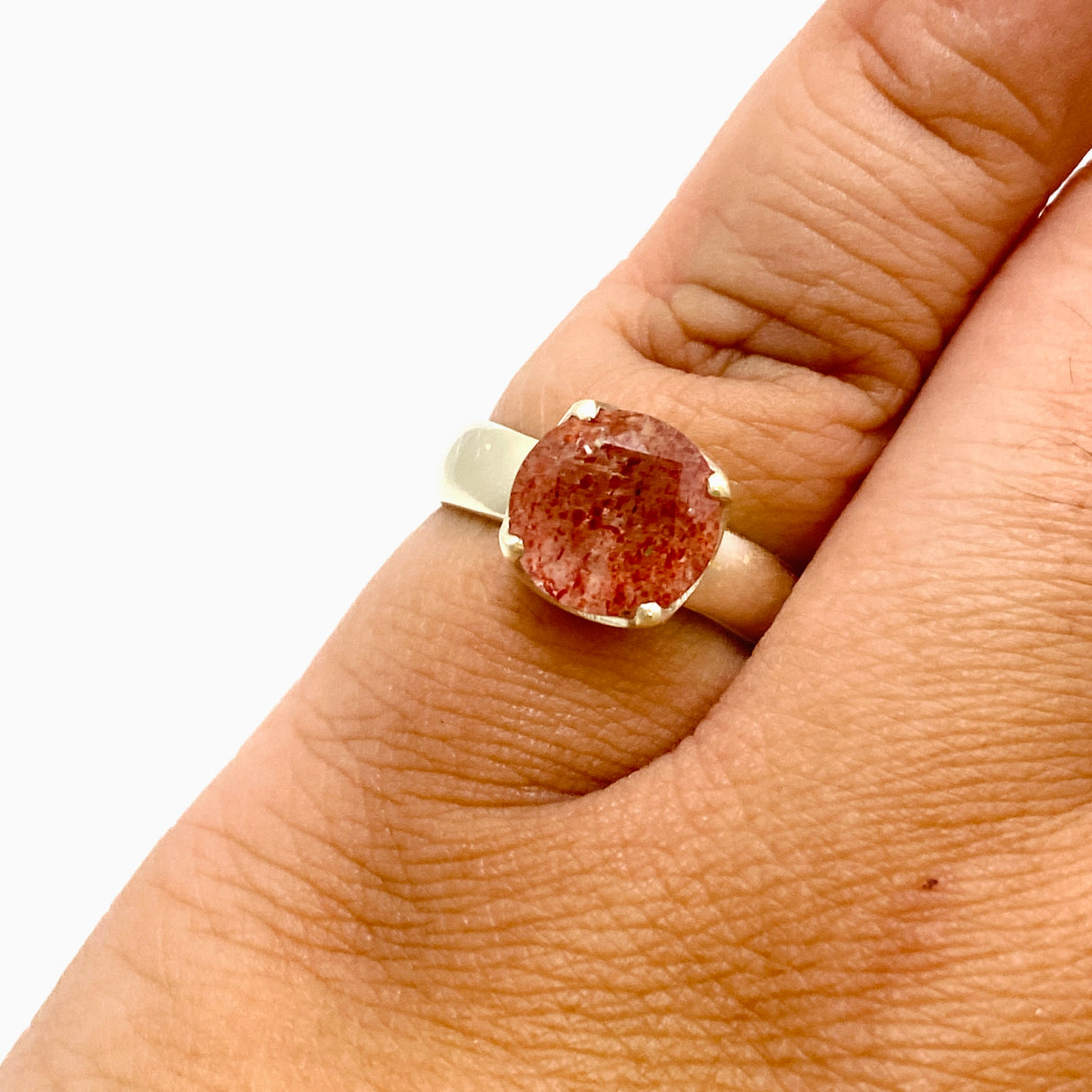 Strawberry Quartz Round Faceted Ring Size 8.5 PRGJ764