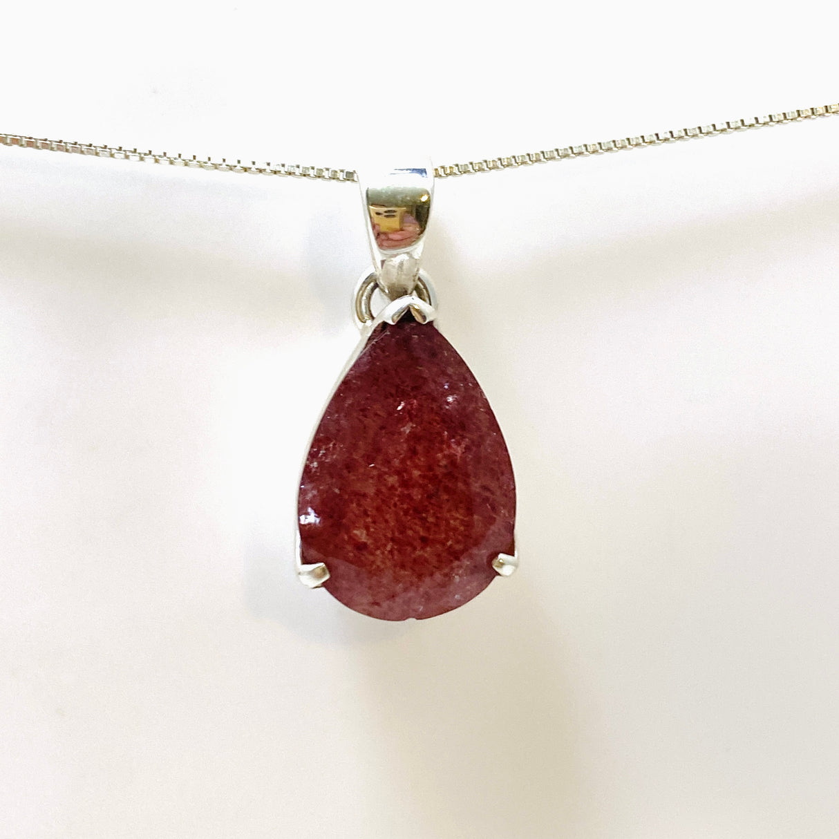 Strawberry Quartz Teardrop Faceted Pendant PPGJ953