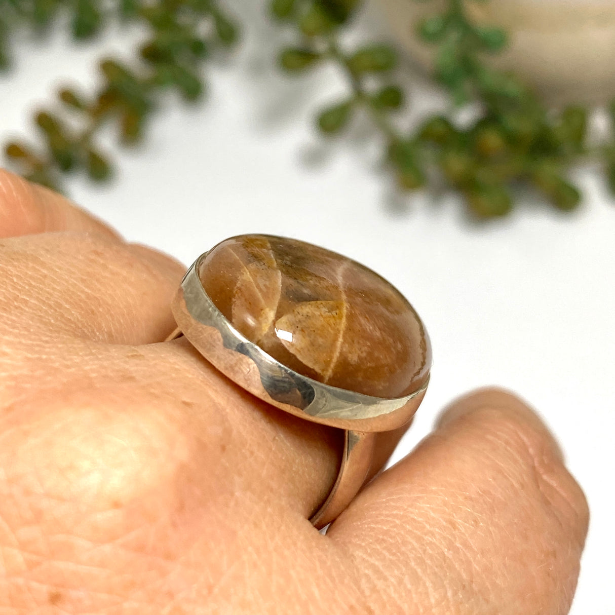 Sunstone oval ring s.8 KPGJ196