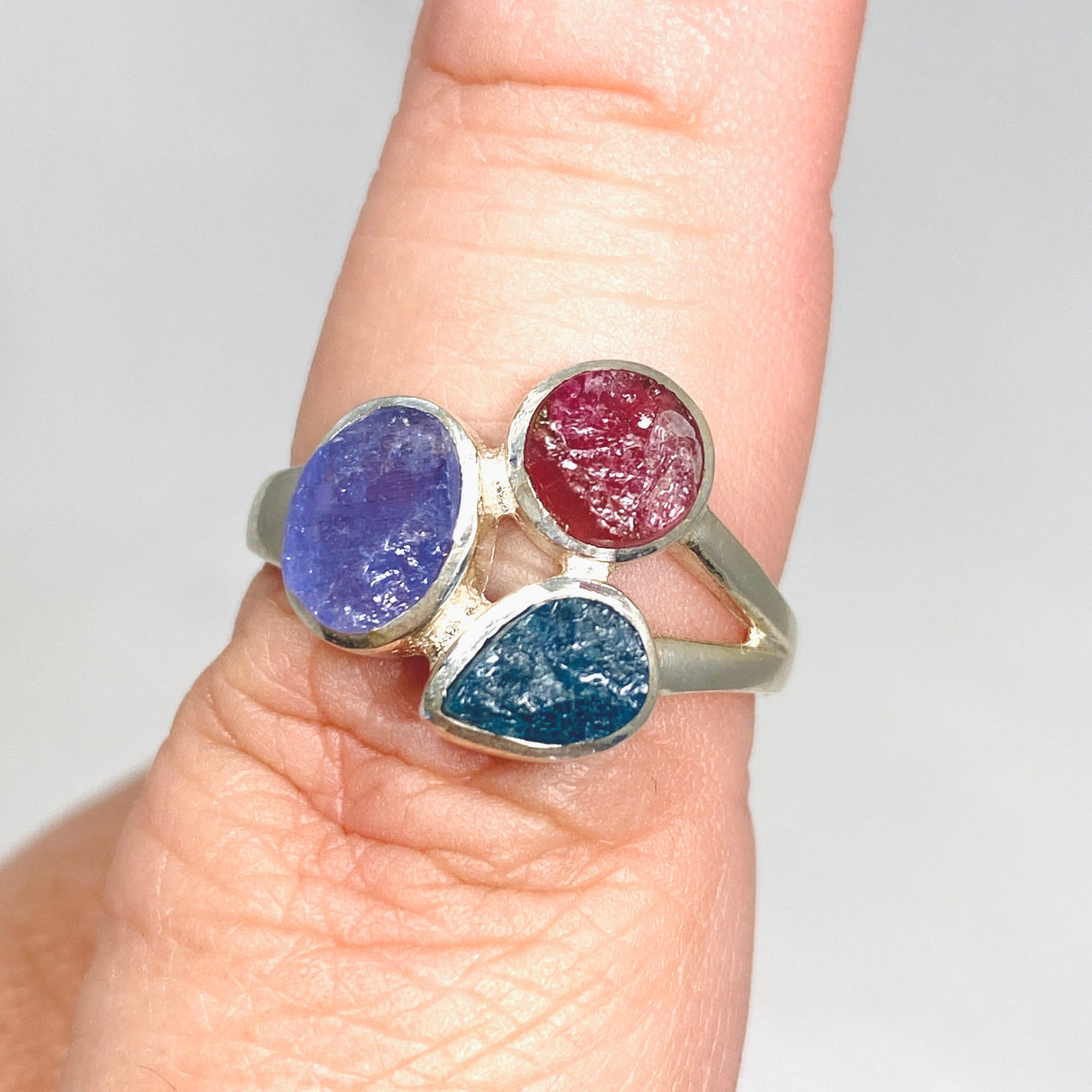 Tanzanite Oval Raw Ring with Apatite and Pink Tourmaline Size 9 PRGJ516