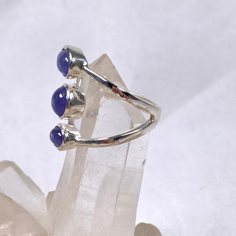 Tanzanite triple stone ring R4201 s.6 KRGJ2794 - Nature's Magick