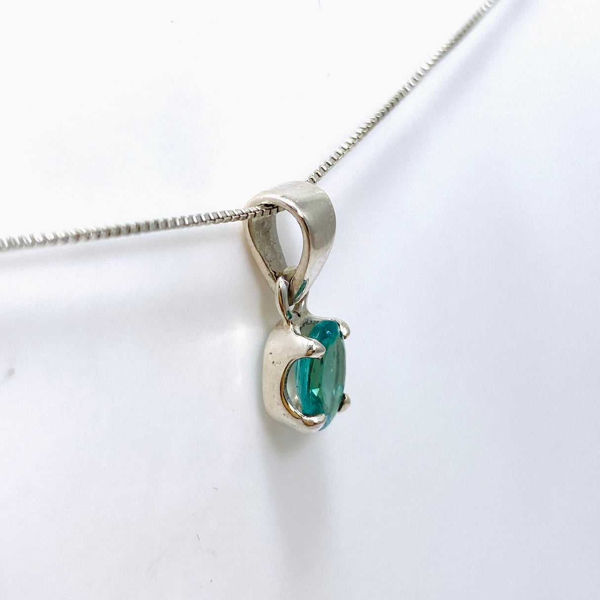 Teal Apatite Oval Faceted Pendant PPGJ991