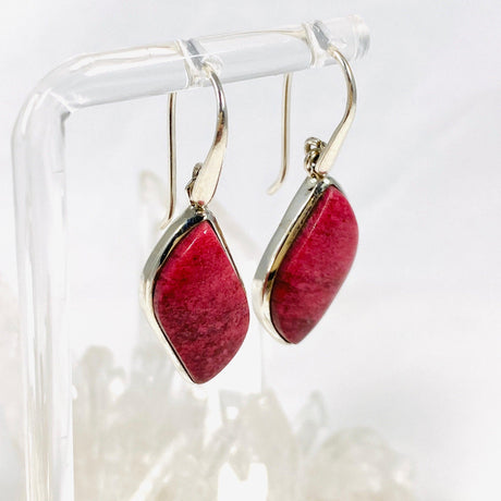 Thulite Freeform Earrings KEGJ1416 - Nature's Magick