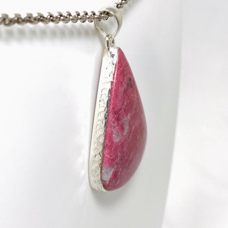 Thulite Teardrop Pendant in a Hammered Setting KPGJ4487 - Nature's Magick