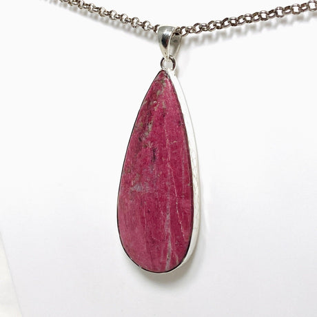 Thulite Teardrop Pendant in a Hammered Setting KPGJ4488 - Nature's Magick