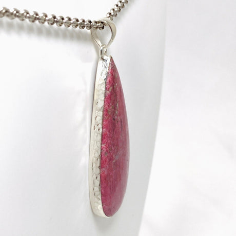 Thulite Teardrop Pendant in a Hammered Setting KPGJ4488 - Nature's Magick