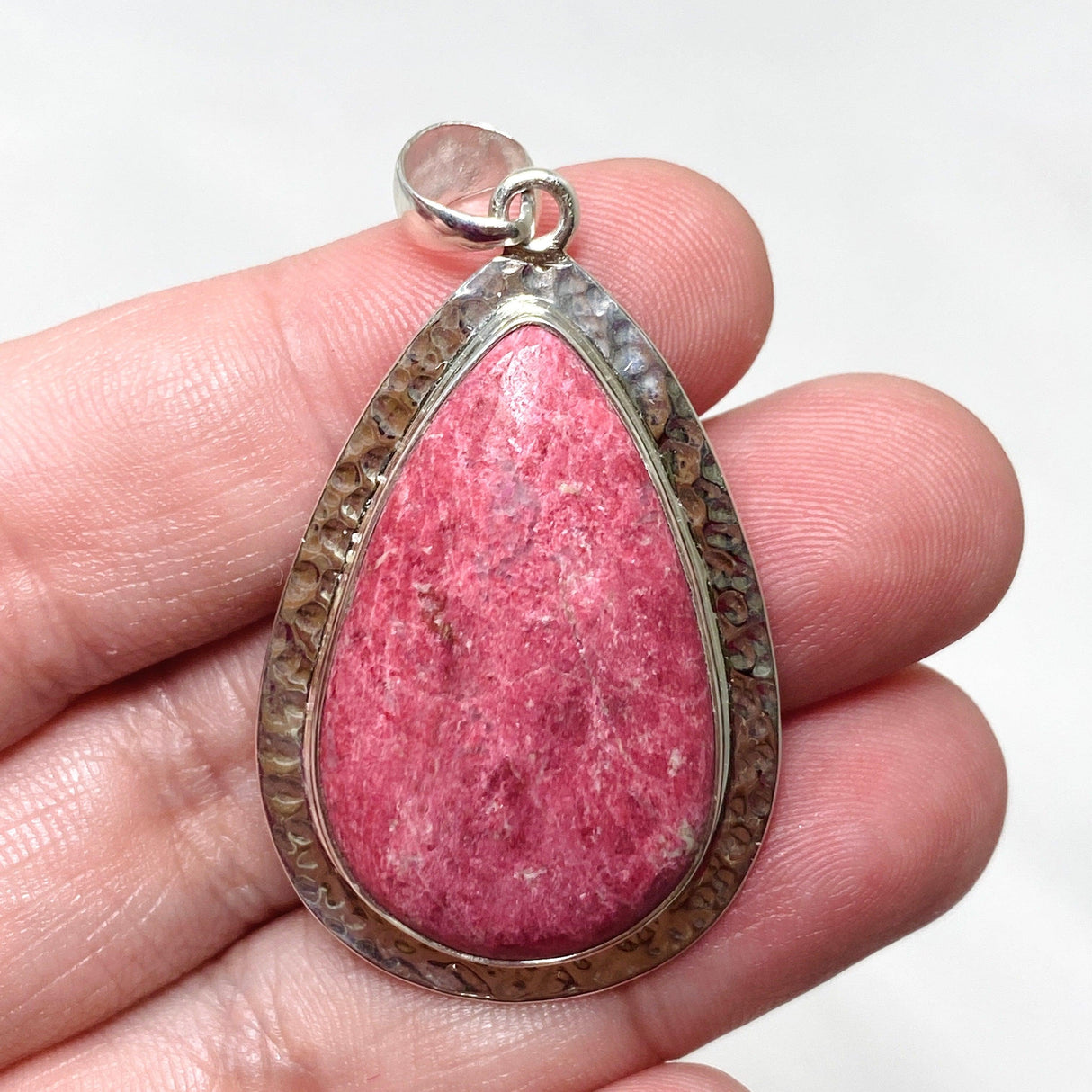 Thulite Teardrop Pendant in a Hammered Setting KPGJ4489 - Nature's Magick