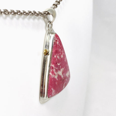 Thulite Triangle Pendant in a Decorative Setting KPGJ4491 - Nature's Magick