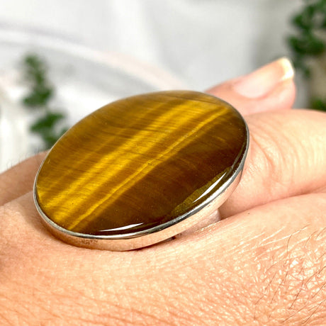 Tiger's eye oval ring s.11 KRGJ1291 - Nature's Magick