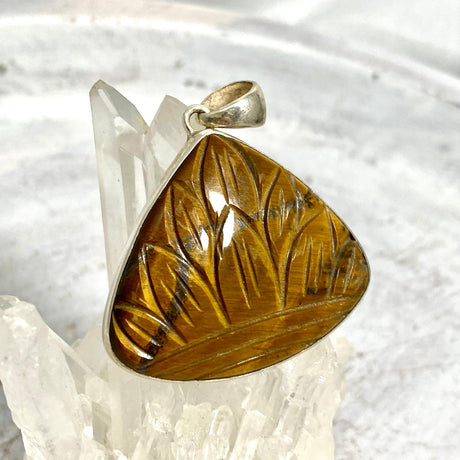 Tiger's eye pattern teardrop pendant KPGJ2026 - Nature's Magick