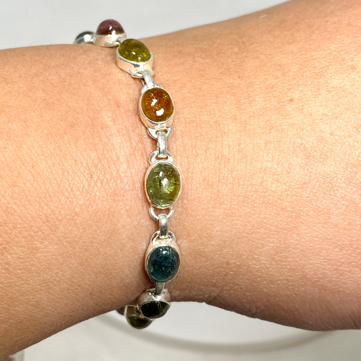 Tourmaline Oval Cabochon Bracelet HBGJ-01