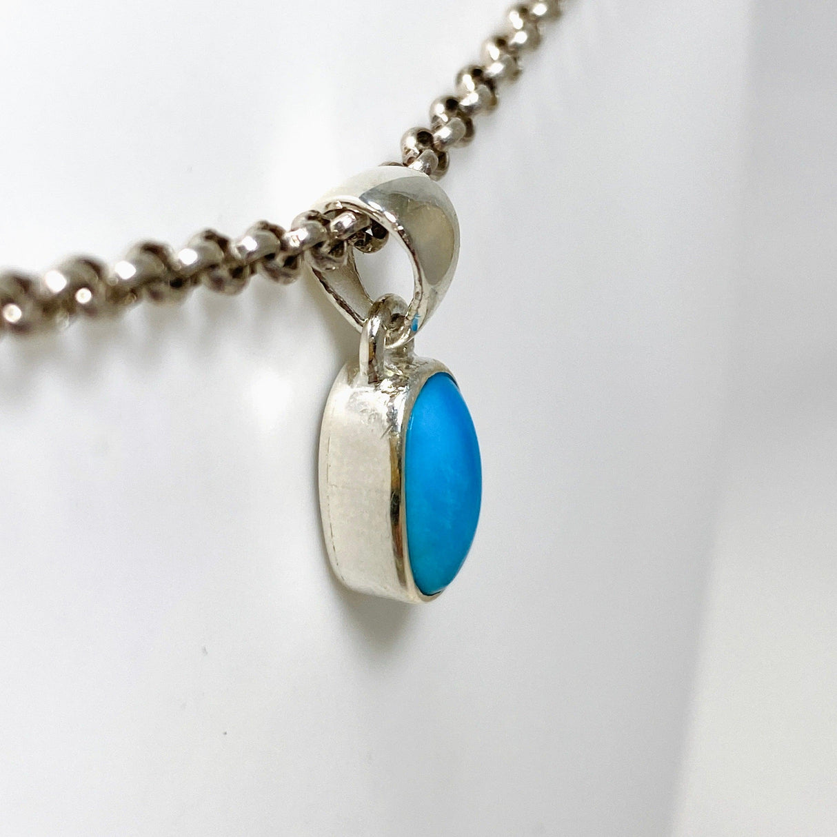 Turquoise Petite Oval Pendant KPGJ4403 - Nature's Magick