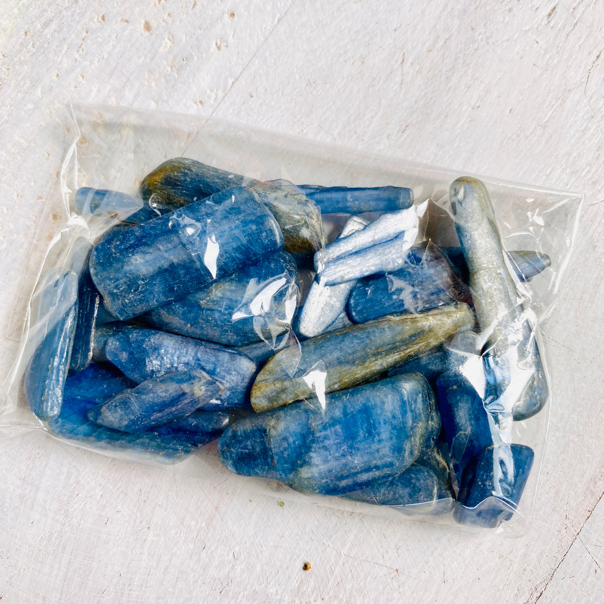 Mini tumbled stones (Chips) 50g - Blue Kyanite