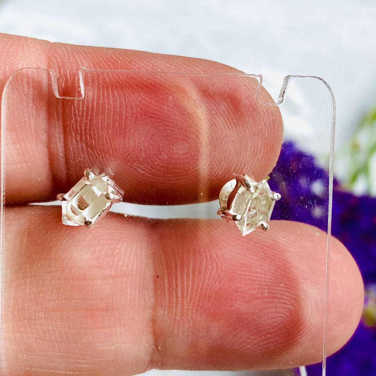 Diamond Quartz raw studs PEGJ96