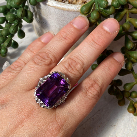 Amethyst emerald cut ring with CZ accent s.8 HRGJ-35 - Nature's Magick