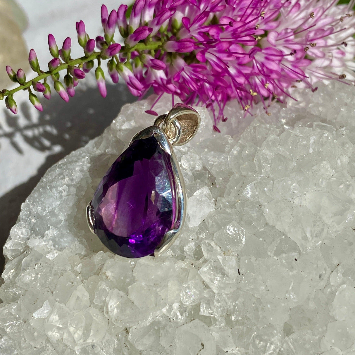 Amethyst faceted teardrop pendant KPGJ2709 - Nature's Magick