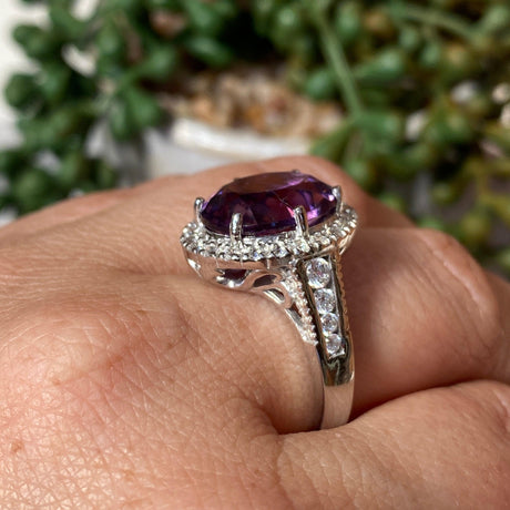 Amethyst oval cut ring with CZ accent s.8 HRGJ-34 - Nature's Magick