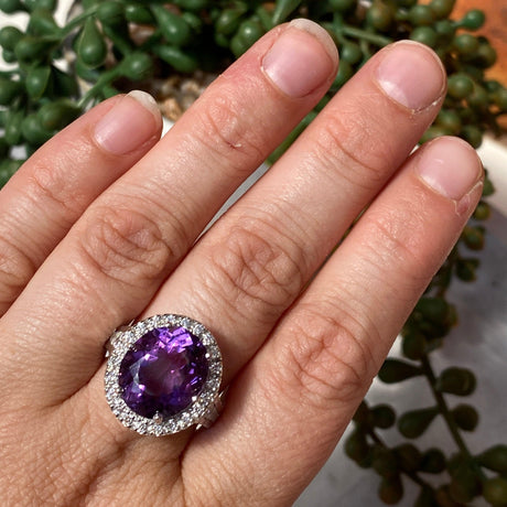 Amethyst oval cut ring with CZ accent s.8 HRGJ-34 - Nature's Magick