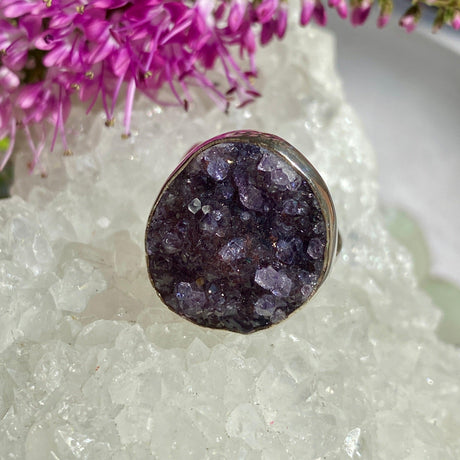 Amethyst raw crystal ring s.8 SS10 - Nature's Magick