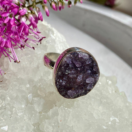 Amethyst raw crystal ring s.8 SS10 - Nature's Magick