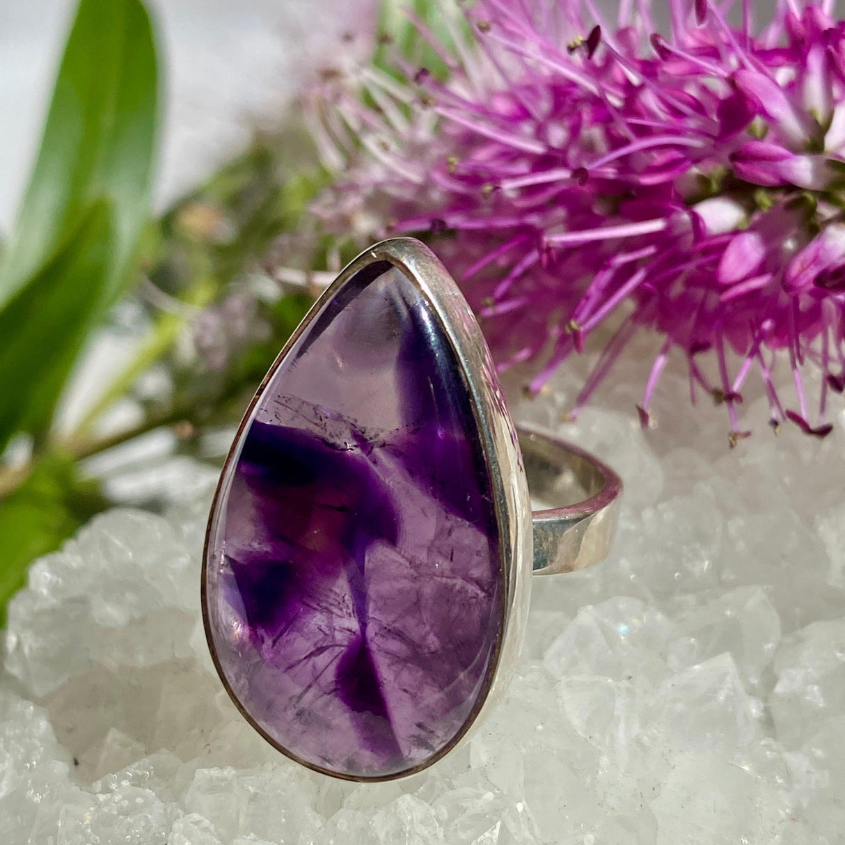 Amethyst teardrop cabochon ring s.6 SS08 - Nature's Magick