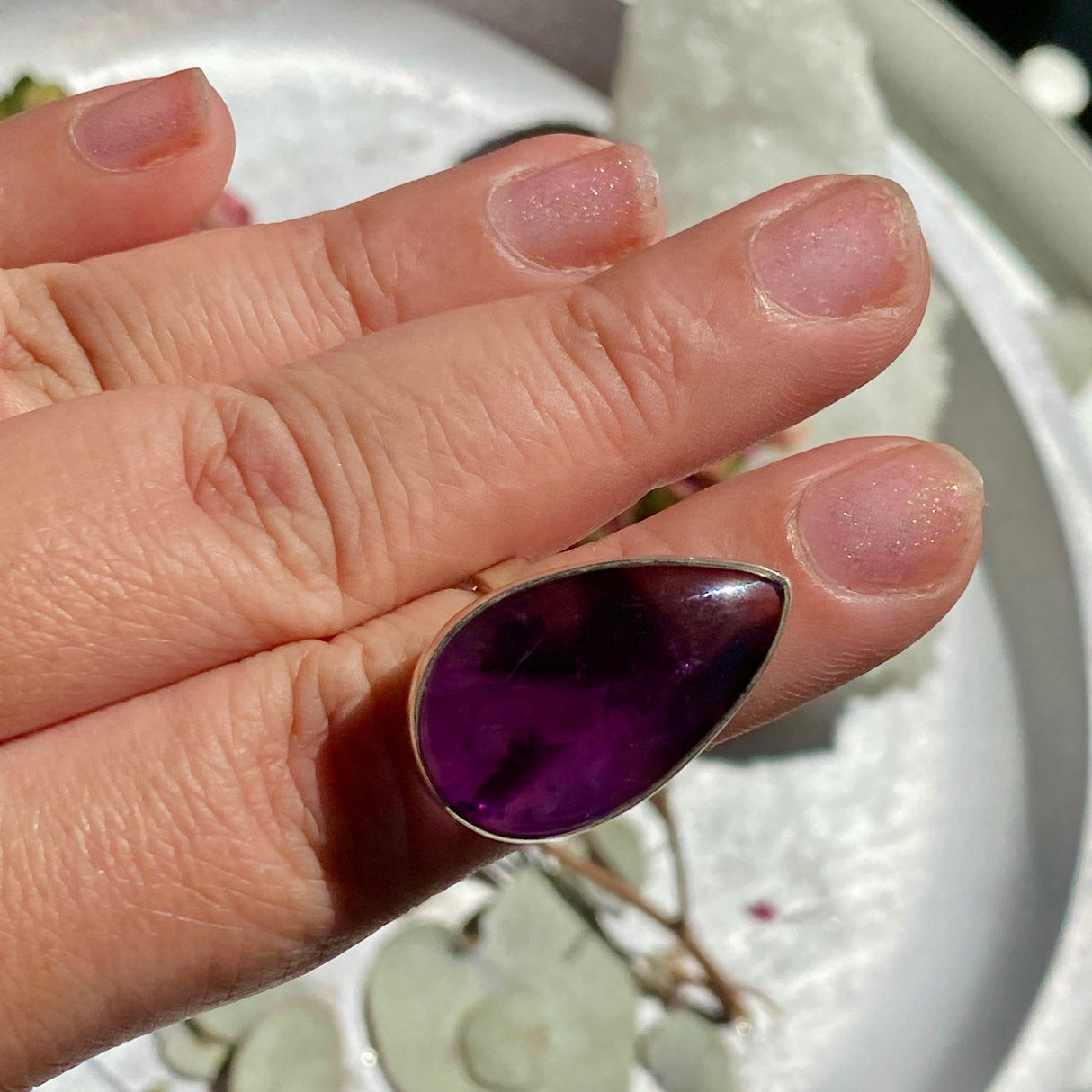 Amethyst teardrop cabochon ring s.6 SS08 - Nature's Magick