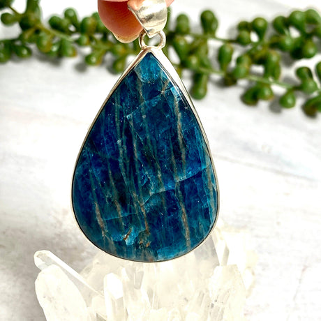 Apatite teardrop cabochon pendant KPGJ2568 - Nature's Magick