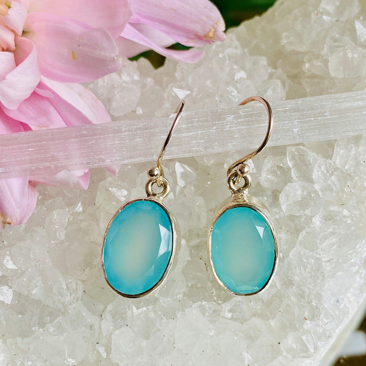 Aquamarine Chalcedony oval faceted earrings KEGJ818 - Nature's Magick