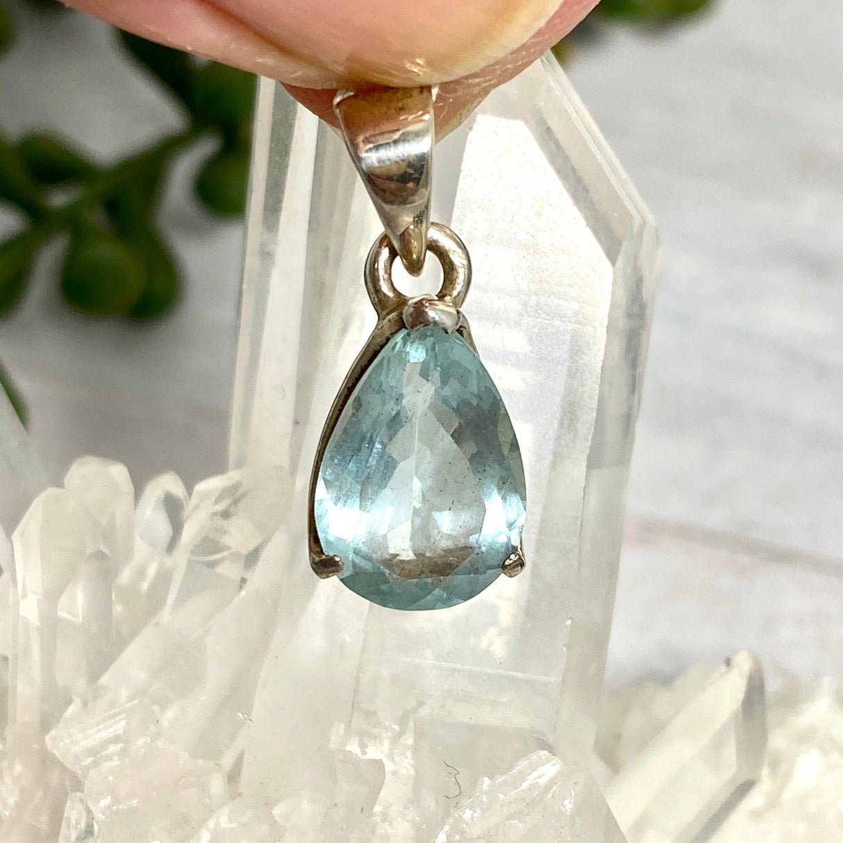 Aquamarine faceted teardrop pendant PPGJ371 - Nature's Magick