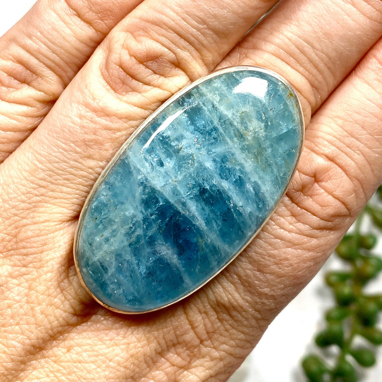 Aquamarine large oval cabochon ring with beaten band s.7 KRGJ1346 - Nature's Magick