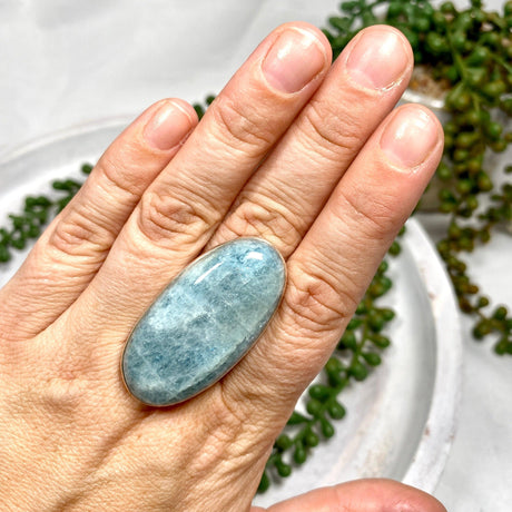 Aquamarine large oval cabochon ring with split band s.10 KPGJ1351 - Nature's Magick