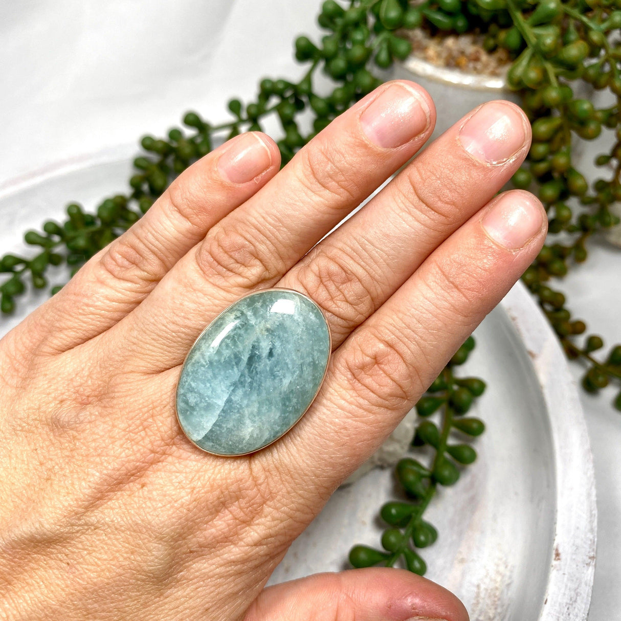 Aquamarine oval cabochon ring with split band s.10 KPGJ1348 - Nature's Magick