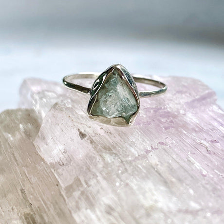 Aquamarine Raw Crystal Fine Band Ring R3701-AQ - Nature's Magick