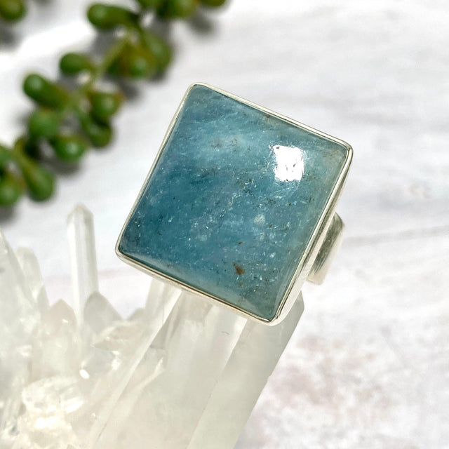 Aquamarine square beaten band ring s.11 KRGJ2317 - Nature's Magick