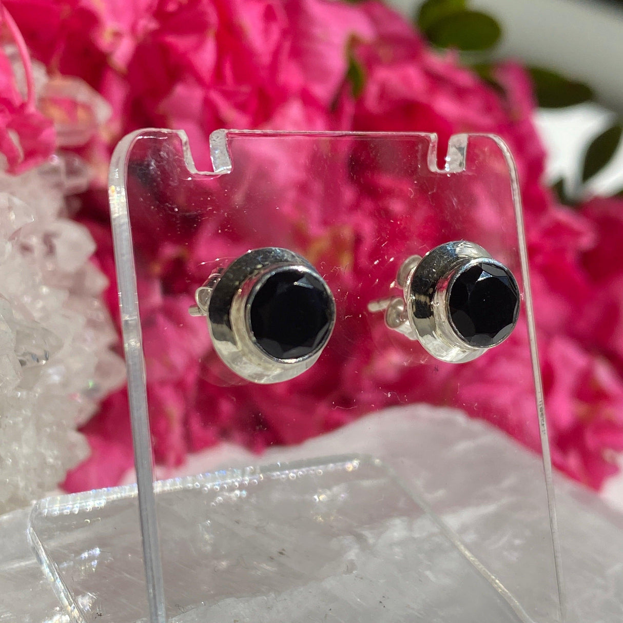 Black Onyx round faceted stud earrings KEGJ1091 - Nature's Magick