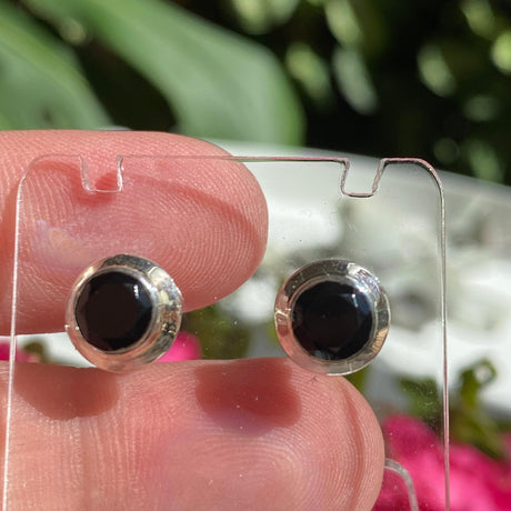 Black Onyx round faceted stud earrings KEGJ1091 - Nature's Magick