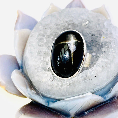 Black Star Diopside oval cabochon ring s.9 KRGJ1811 - Nature's Magick