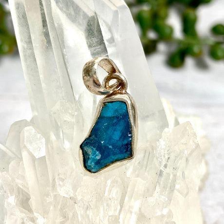 Blue Apatite petite raw pendant PPR-BAP - Nature's Magick