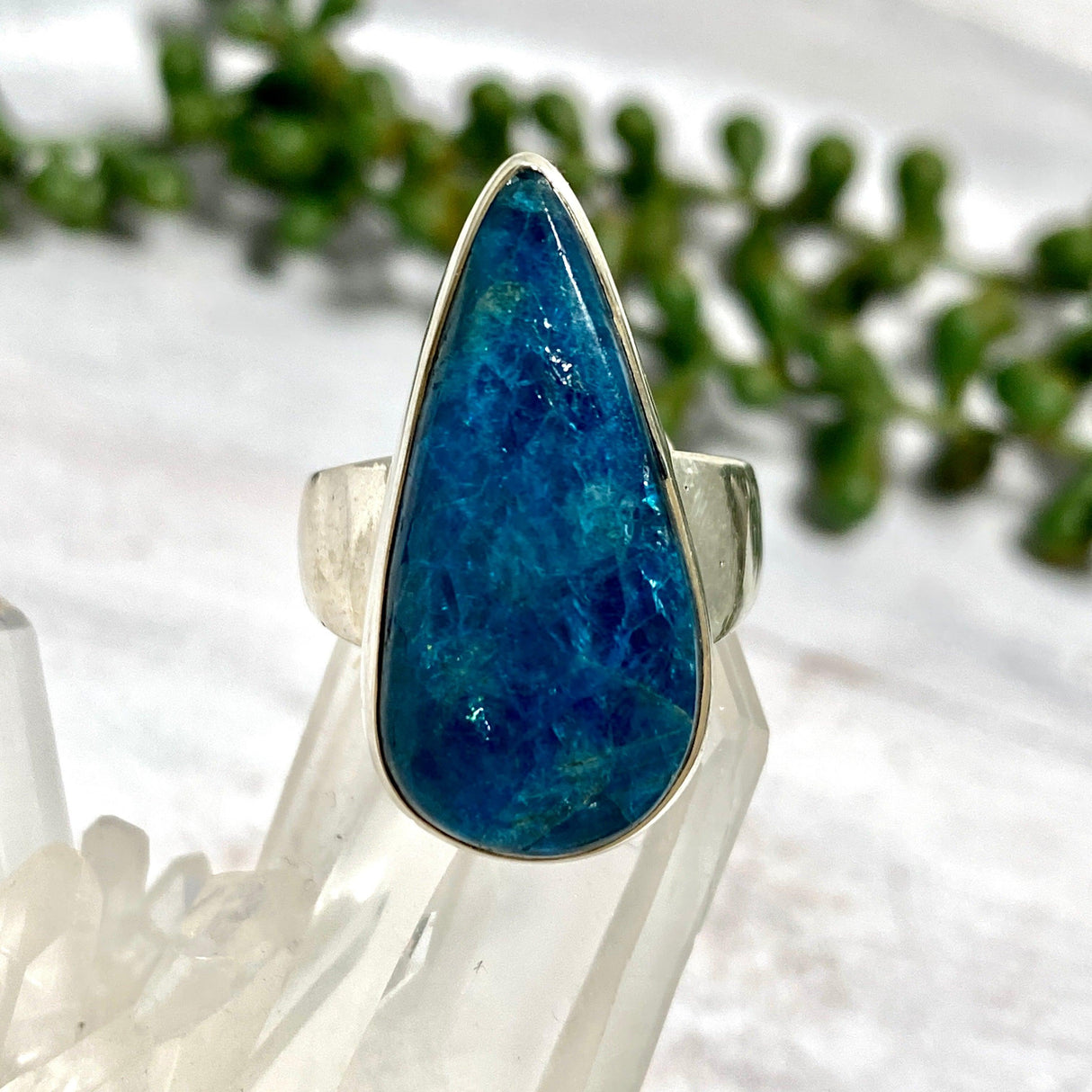 Blue Apatite teardrop ring s.9 KRGJ2455 - Nature's Magick