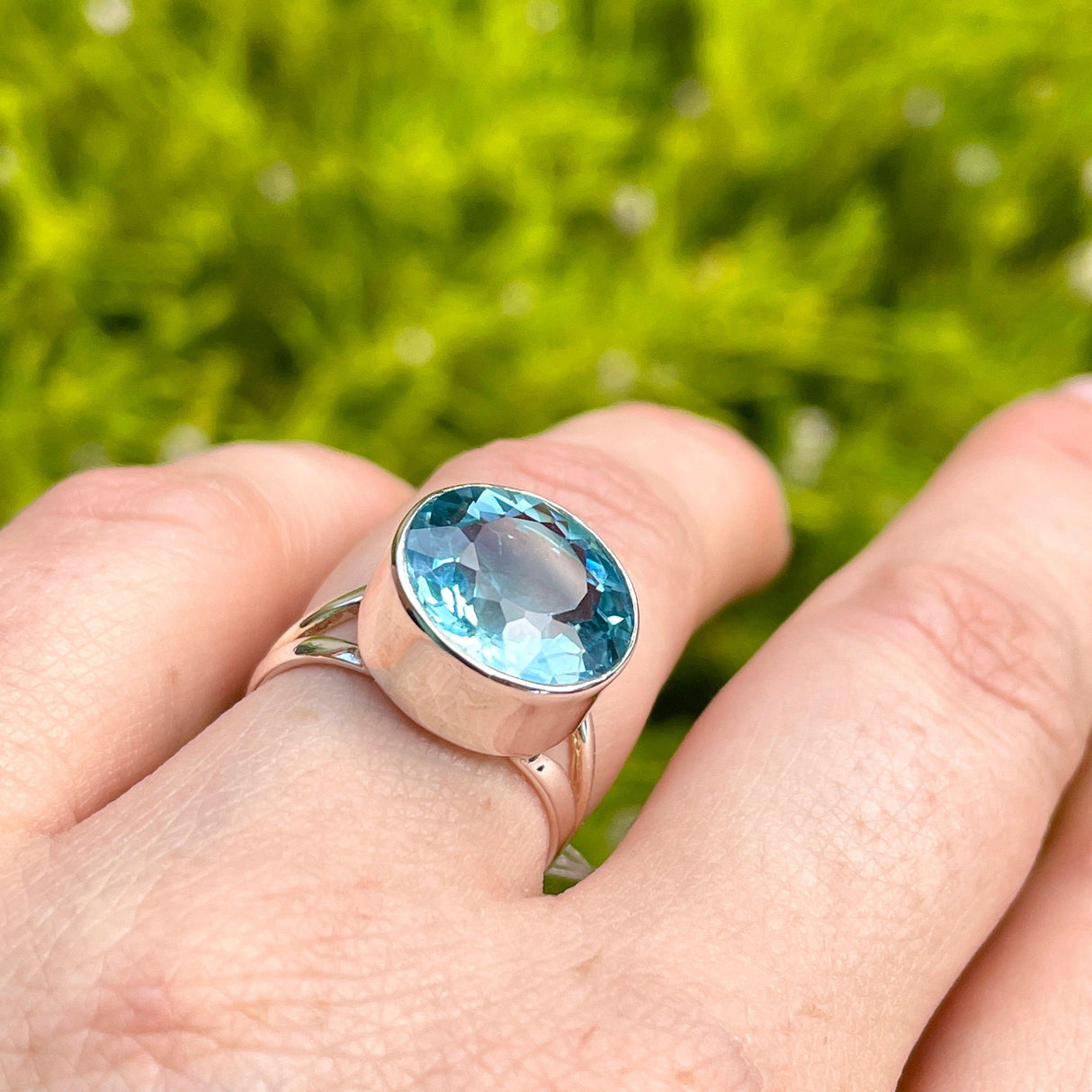 Blue Topaz round faceted ring s.6 KRGJ2305 - Nature's Magick