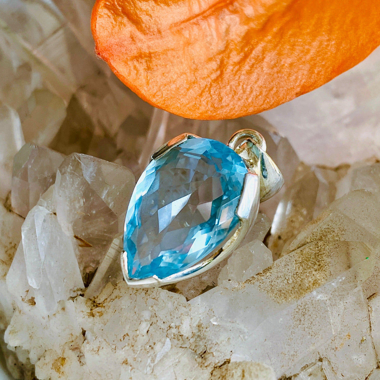 Blue Topaz teardrop faceted pendant KPGJ3024 - Nature's Magick