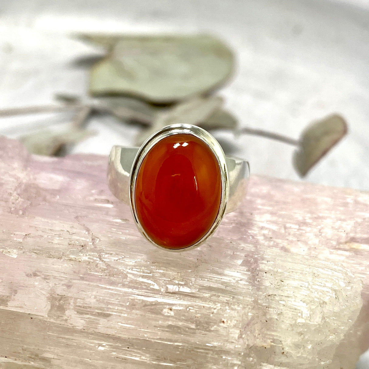 Carnelian oval cabochon ring s.8 KRGJ2318 - Nature's Magick