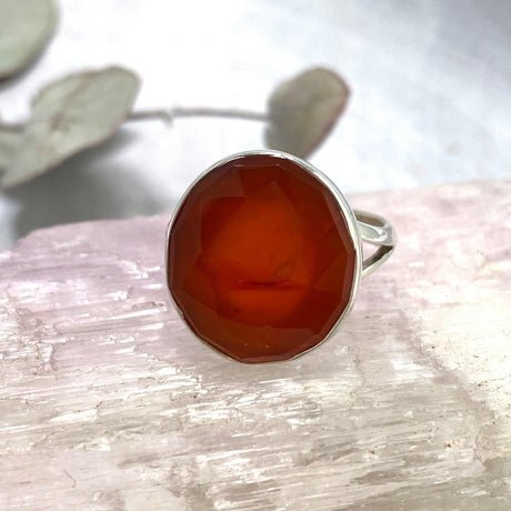 Carnelian oval faceted ring s.9 KRGJ2122 - Nature's Magick