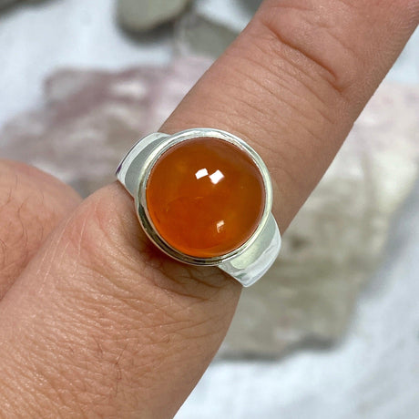 Carnelian round cabochon ring s.9 KRGJ2319 - Nature's Magick