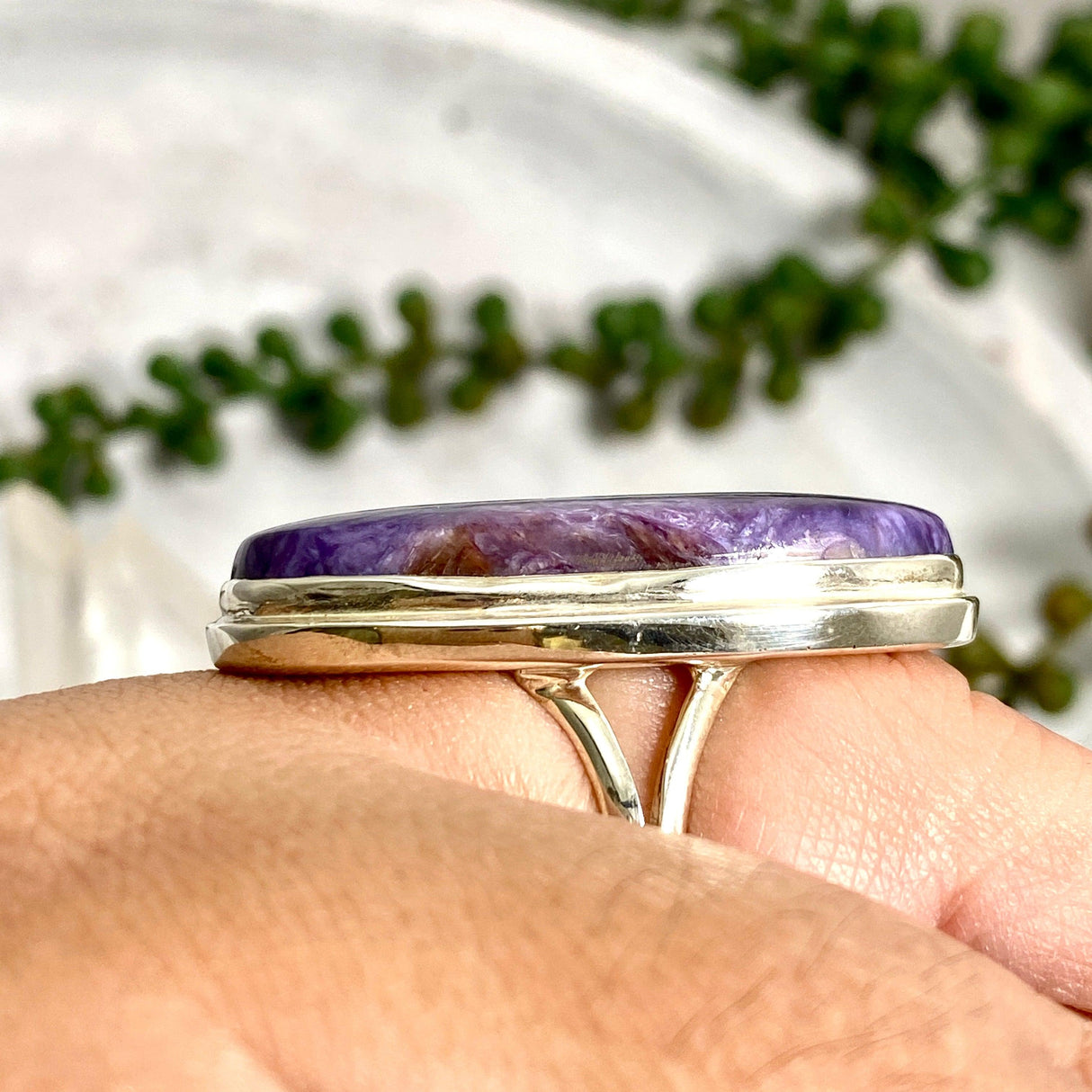 Charoite oval ring s.9 KRGJ2079 - Nature's Magick