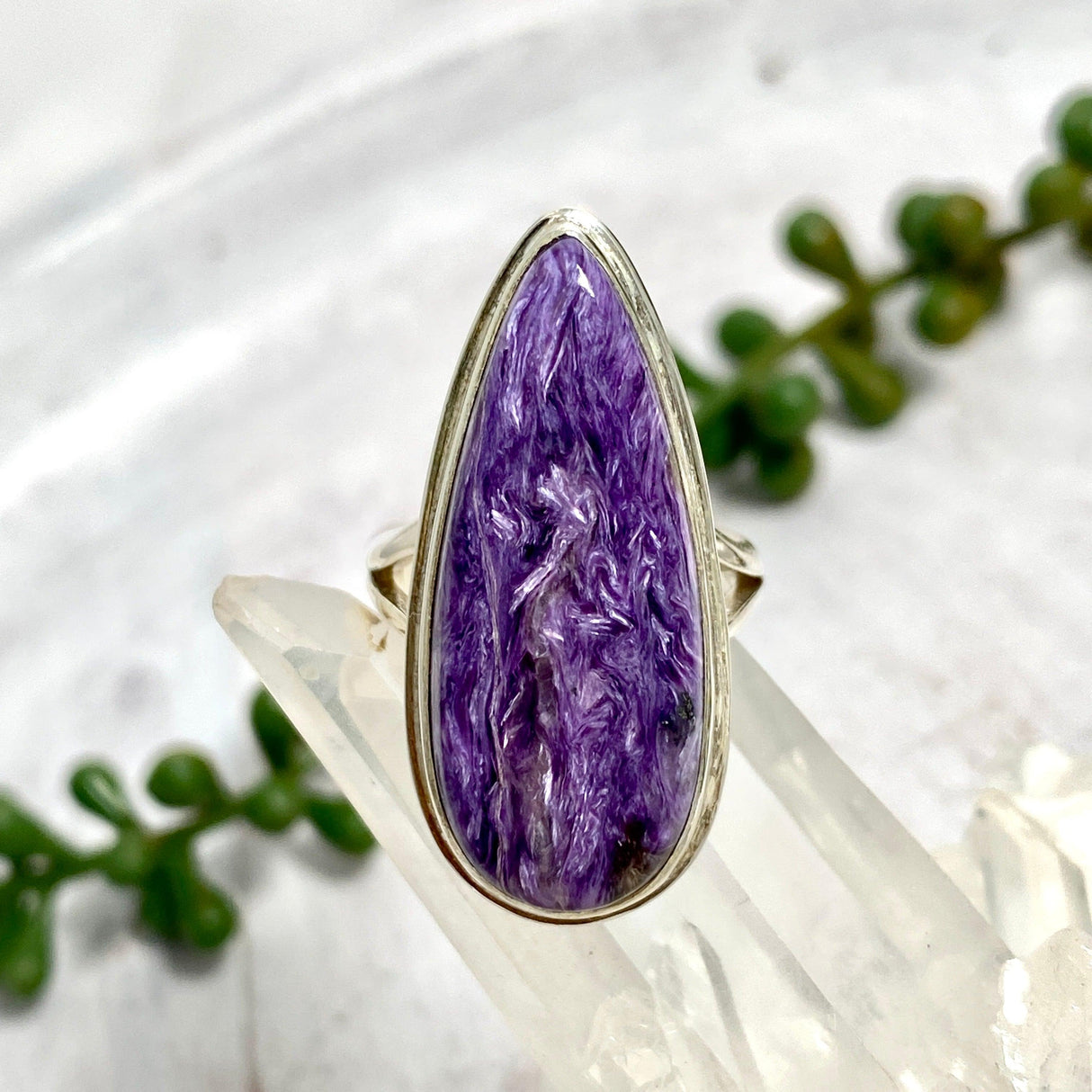 Charoite teardrop ring s.8 KRGJ2078 - Nature's Magick