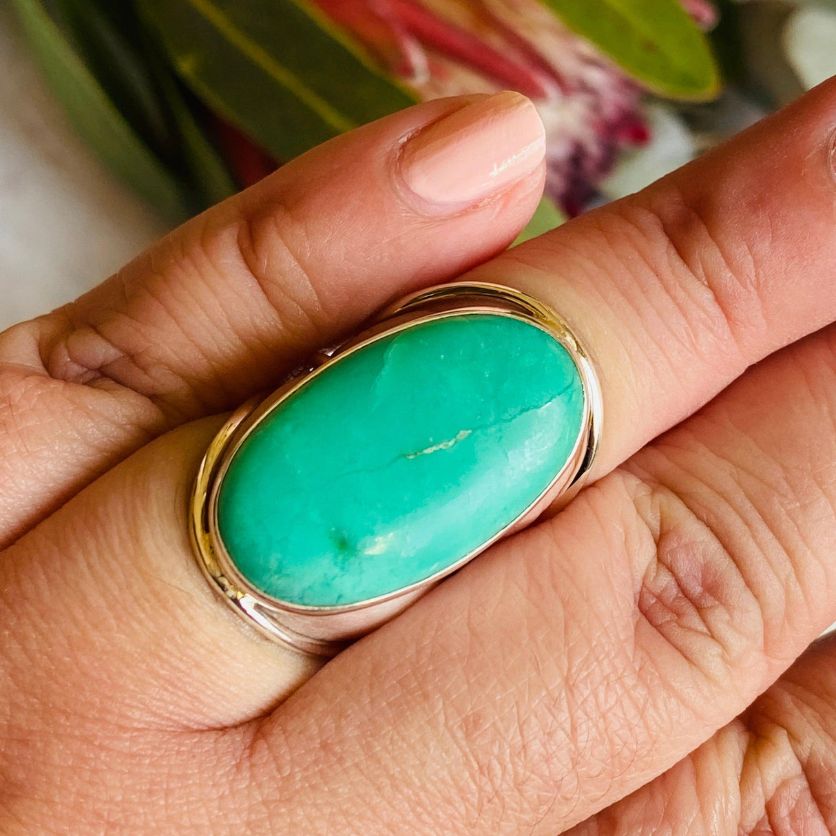 Chrysoprase oval split band ring s.8 KRGJ2134 - Nature's Magick