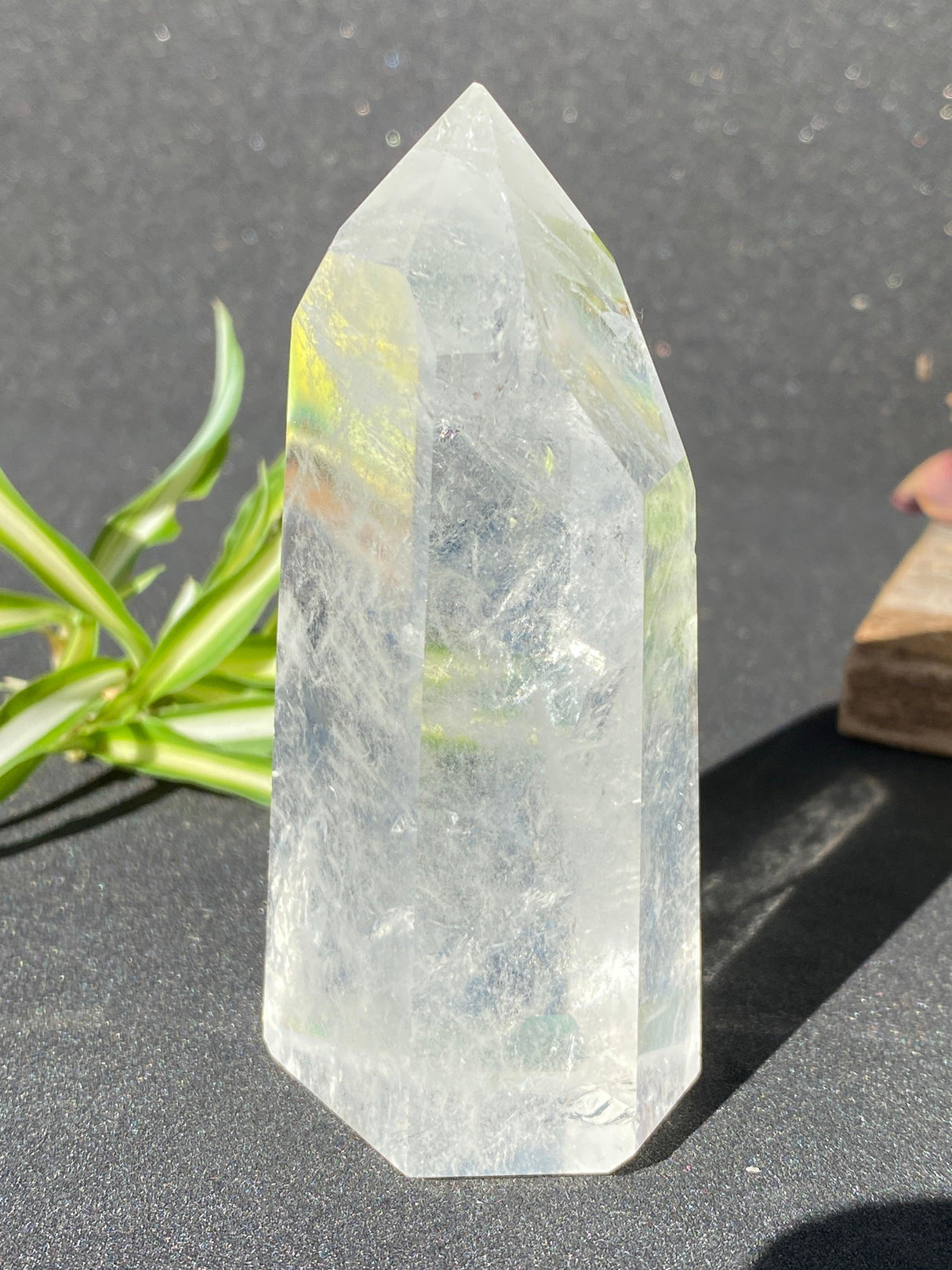 Clear Quartz Generator CR1042 - Nature's Magick