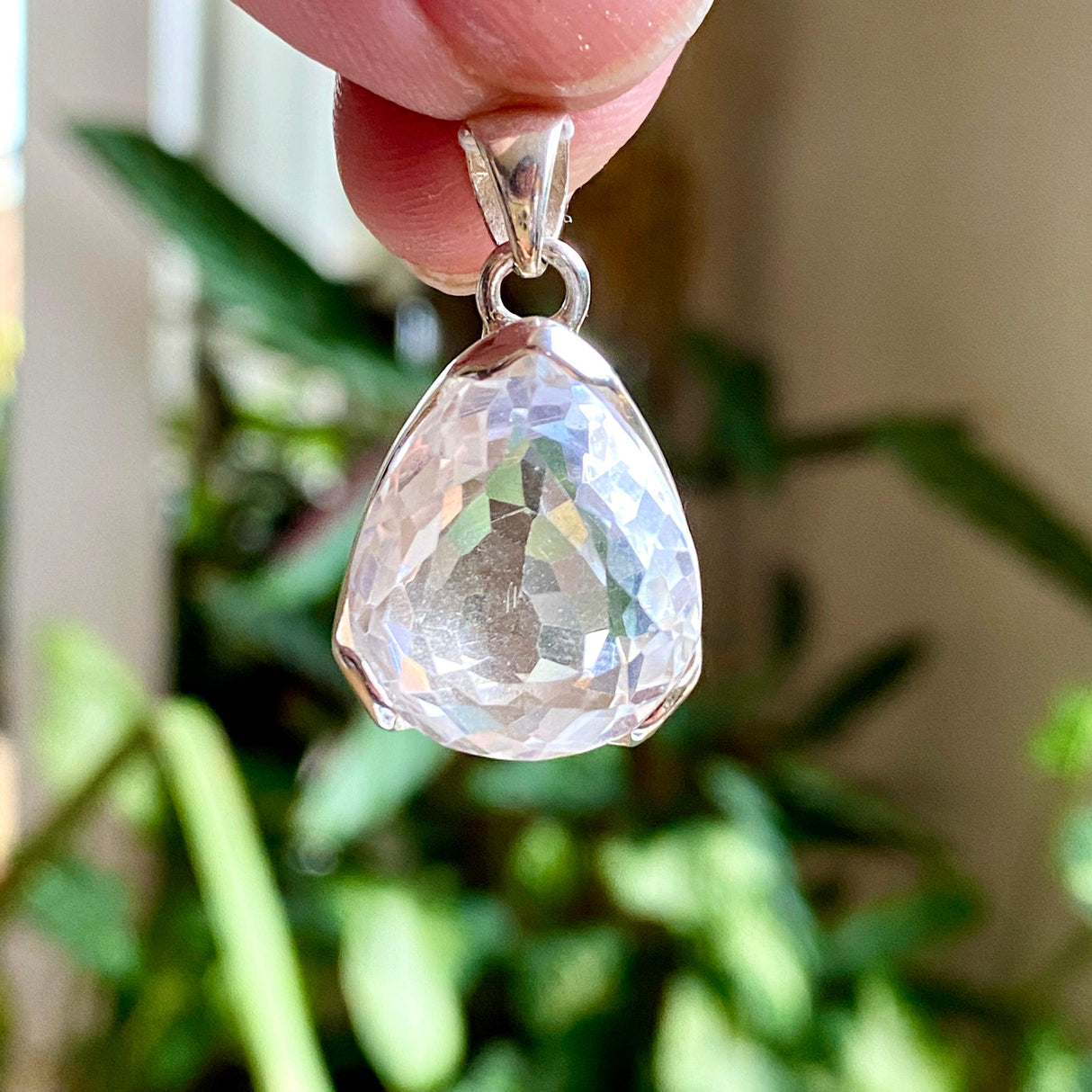 Clear Quartz teardrop faceted pendant KPGJ2691 - Nature's Magick