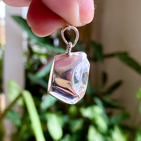 Clear Quartz teardrop faceted pendant KPGJ2691 - Nature's Magick